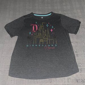 XL - Disney Disneyland Resort Castle S/S T Shirt